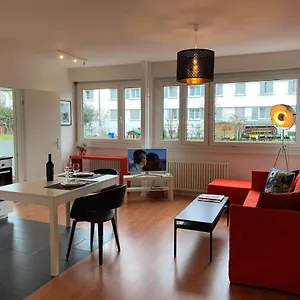 Cosy Apartment Geneva